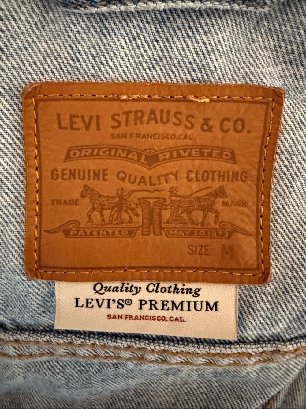 Levi’s denim trucker jacket sz medium - Picture 5 of 6